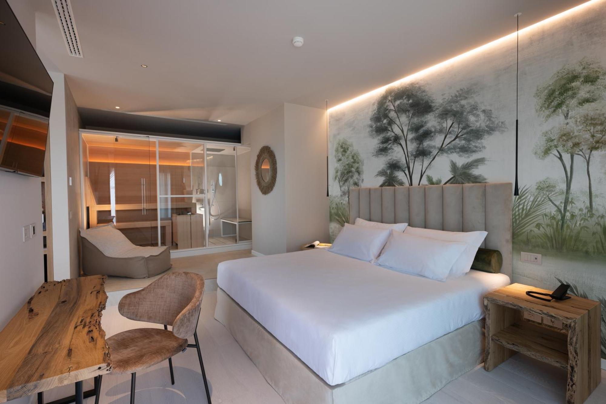 Savoy Beach Hotel & Thermal Spa Bibione Ngoại thất bức ảnh A bedroom at the hotel