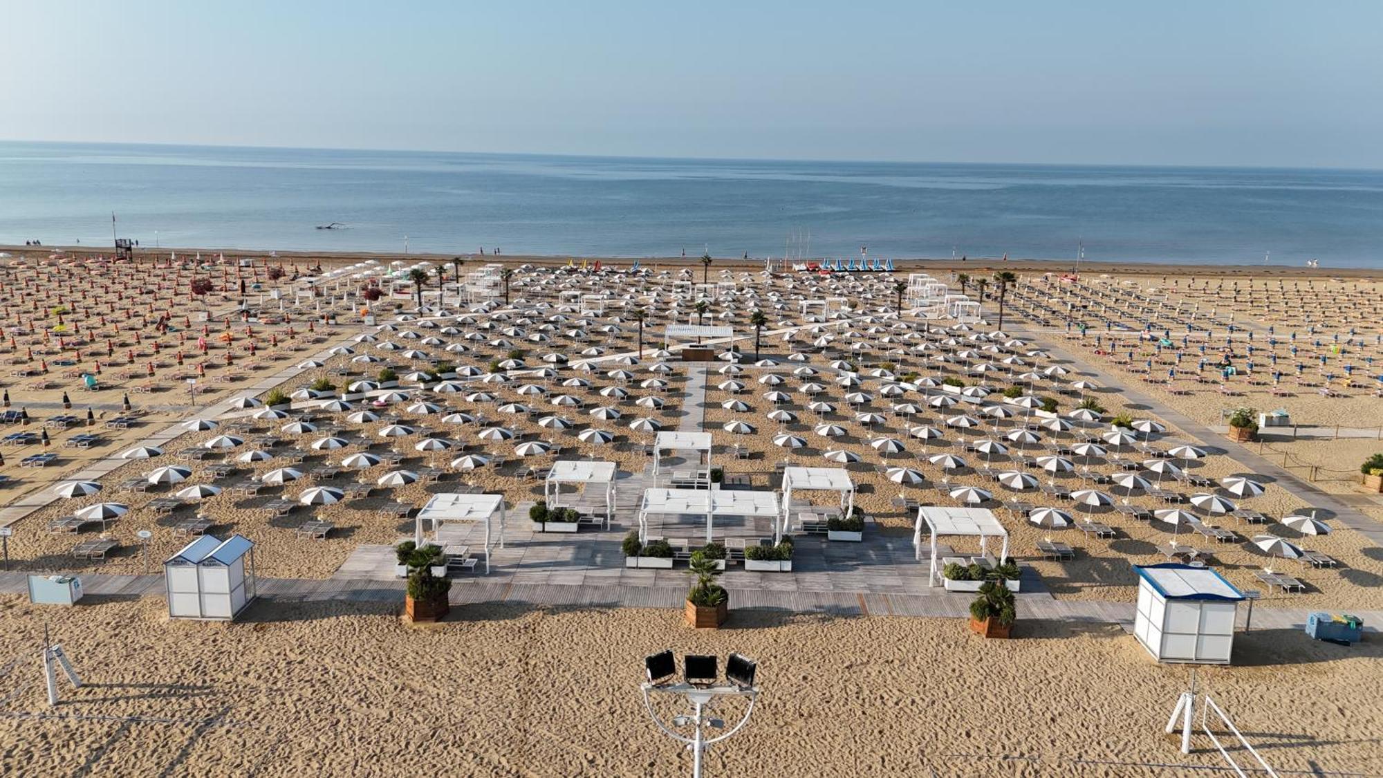 Savoy Beach Hotel & Thermal Spa Bibione Ngoại thất bức ảnh The beach of El Toro